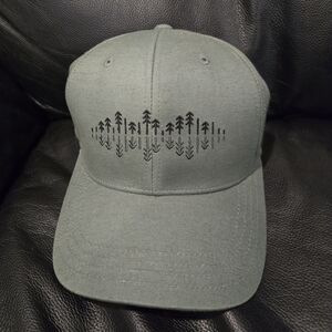 tentree NWOT Olive Forest Hat